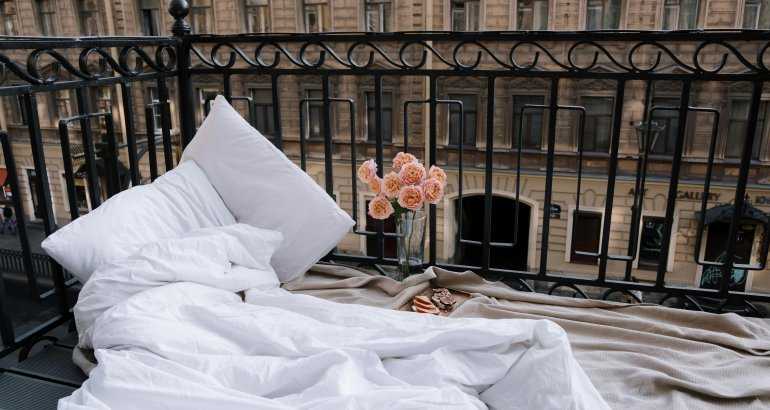 Renovierung des Fußbodens auf einem Balkon in einem Mehrfamilienhaus: Wer trägt die Kosten für die Arbeiten?