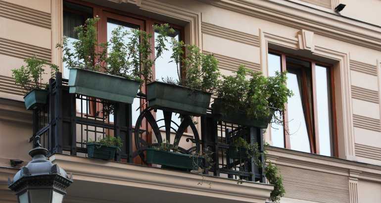 Die Fundamentplatte unter dem Balkon: Wem gehört sie und wer ist zuständig für ihre Instandhaltung?