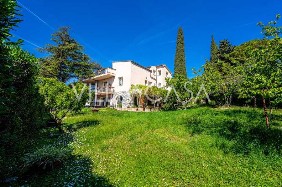 Villa zu verkaufen in Bordighera, 550 m²