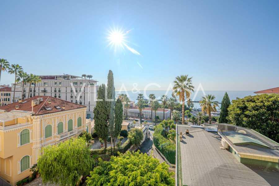 Luxuswohnung mit Meerblick in Sanremo