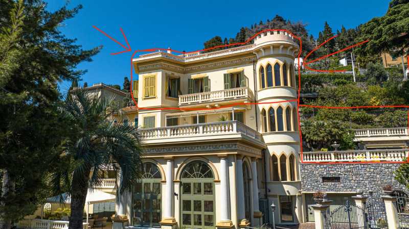 Teil einer Villa am Meer in Alassio