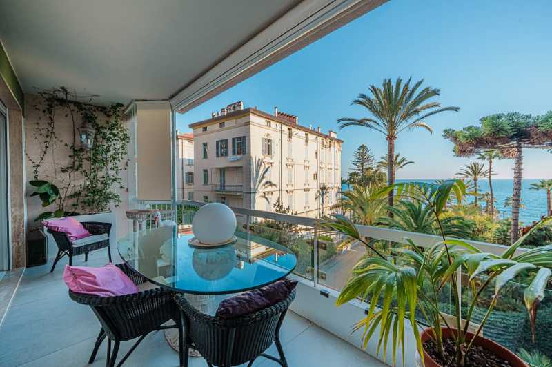 Luxuswohnung am Meer in Sanremo