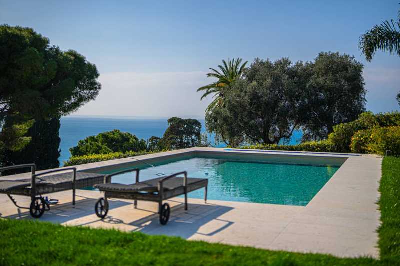Moderne Villa in Bordighera