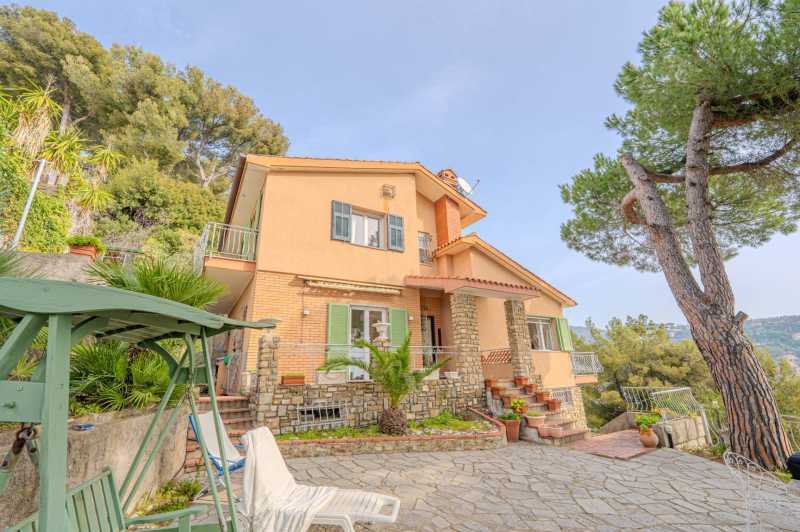 Villa mit Meerblick in Bordighera
