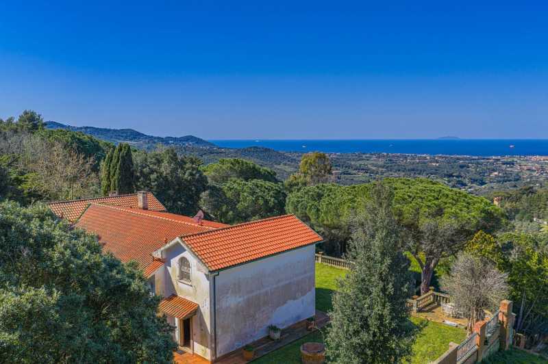 Die Villa mit Meerblick in Livorno.