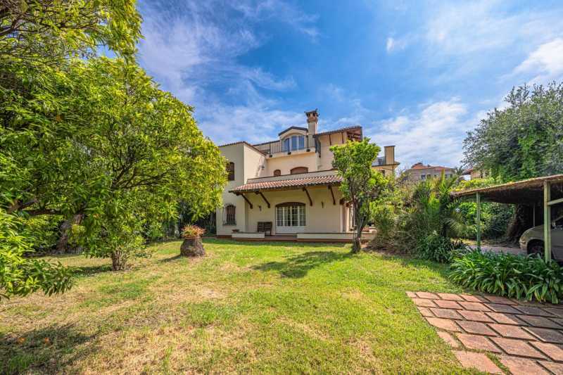 Villa am Meer in Bordighera zu verkaufen
