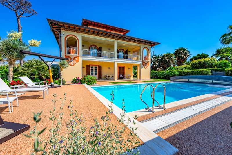Luxuriöse Villa in Forte dei Marmi zu verkaufen