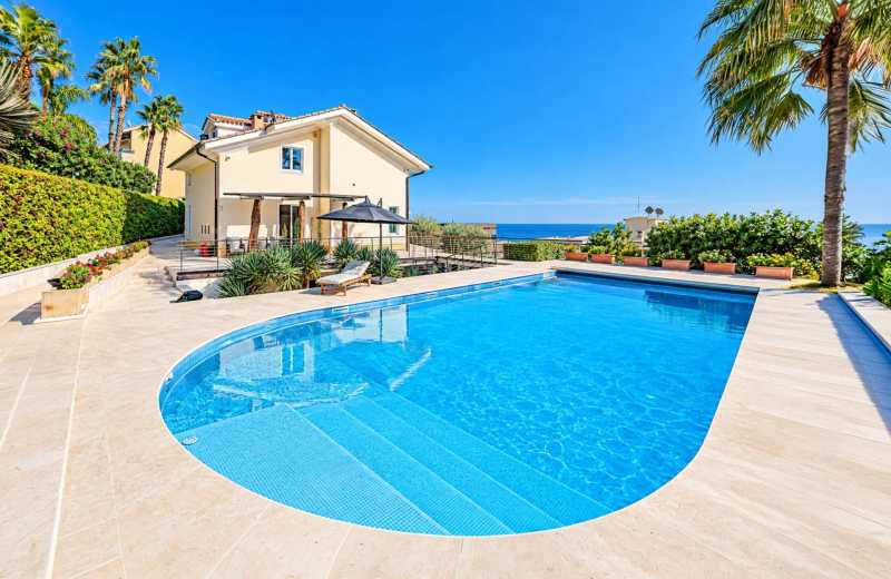 Immobilien, Residenzen und Apartments erwerben in Sanremo, Ligurien