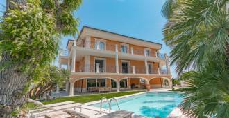 Luxusvilla in Taggia, 1000 m².