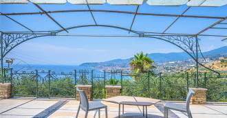 Die Villa mit Meerblick in Sanremo.