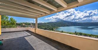 Elite Penthouse in Castel Gandolfo