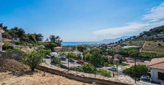 Moderne Villa in Bordighera