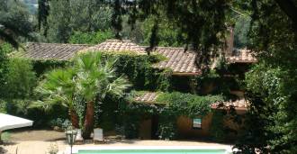 Historische Villa zur Miete in einer prestigeträchtigen Residenz in Rom.