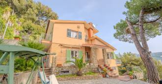 Villa mit Meerblick in Bordighera