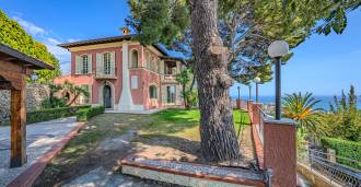 Luxuriöse Villa in Ventimiglia zu verkaufen