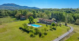 Anwesen in Villafranca in Lunigiana zu verkaufen