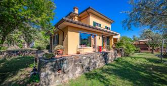 Villa in Carrara zu verkaufen