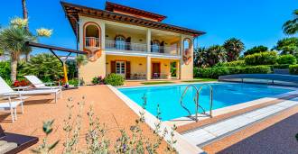 Luxuriöse Villa in Forte dei Marmi zu verkaufen