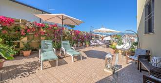 Stylisches Hotel in Lido di Camaiore zu verkaufen