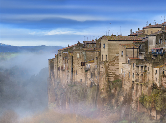 Pitigliano Stadt der natürlichen Felsen und Höhlen
